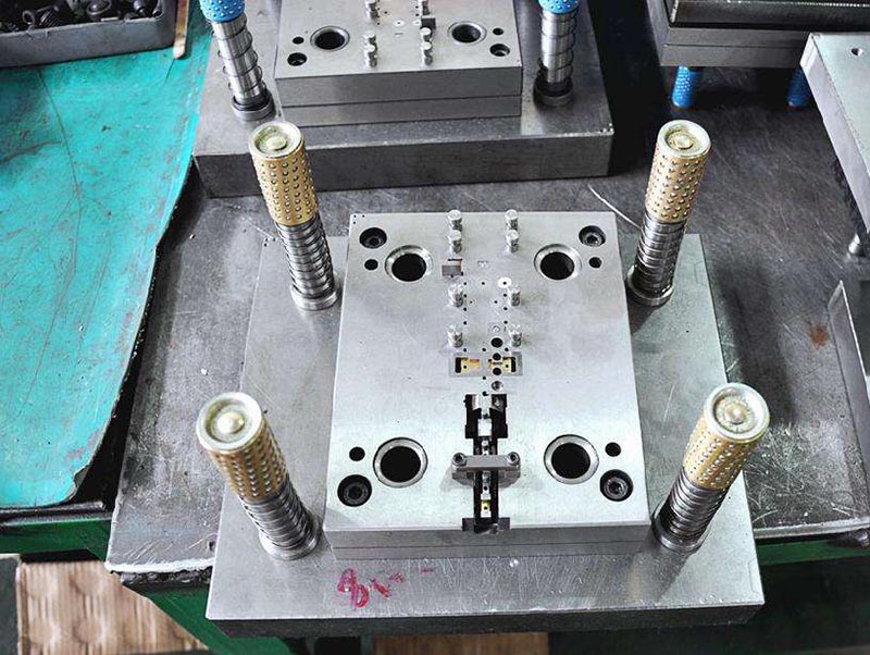 南召模具制造-01